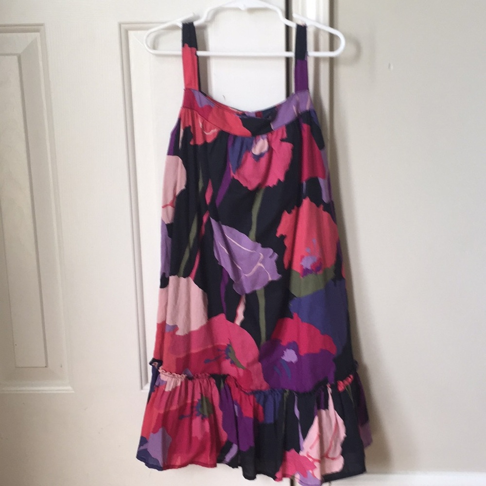 Girls Gap dress in fun summer colors